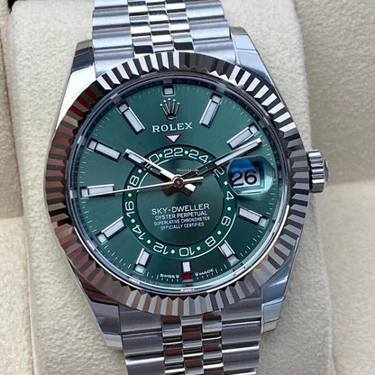 Dweller 42mm Mens Watch